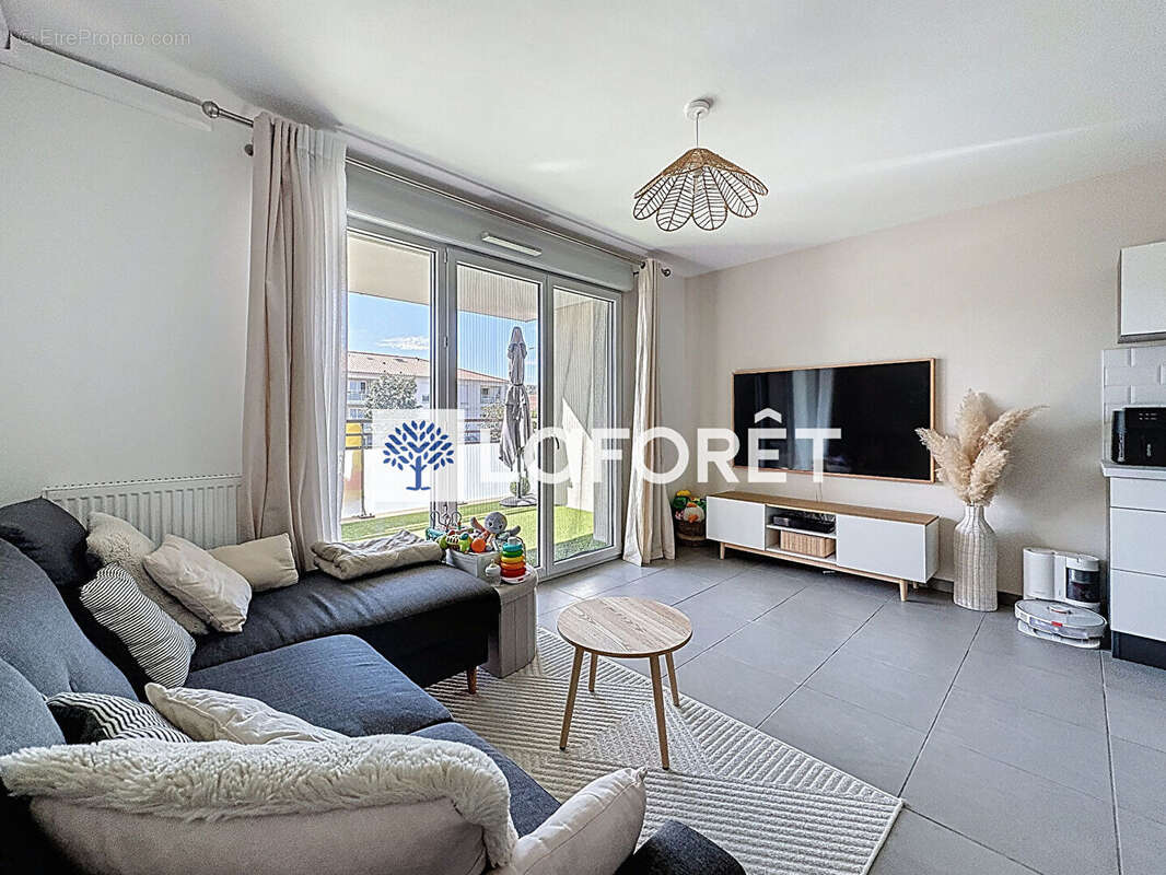 Appartement à SAINT-MAURICE-DE-BEYNOST