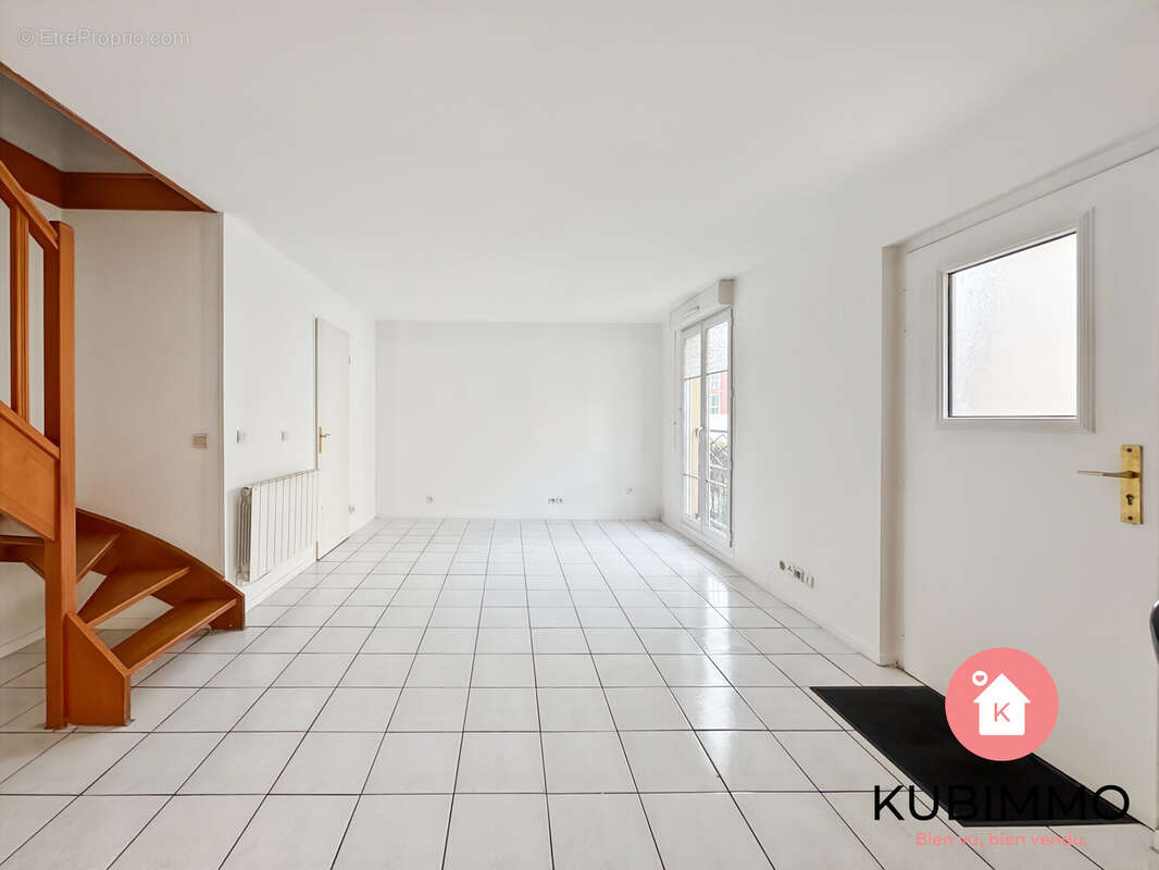 Appartement à BUSSY-SAINT-GEORGES