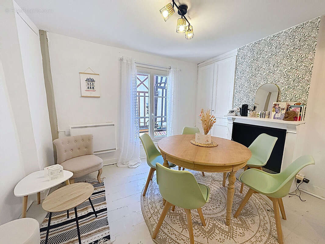 Commerce à PONT-AUDEMER