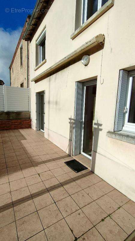 Maison à MORTAGNE-SUR-SEVRE