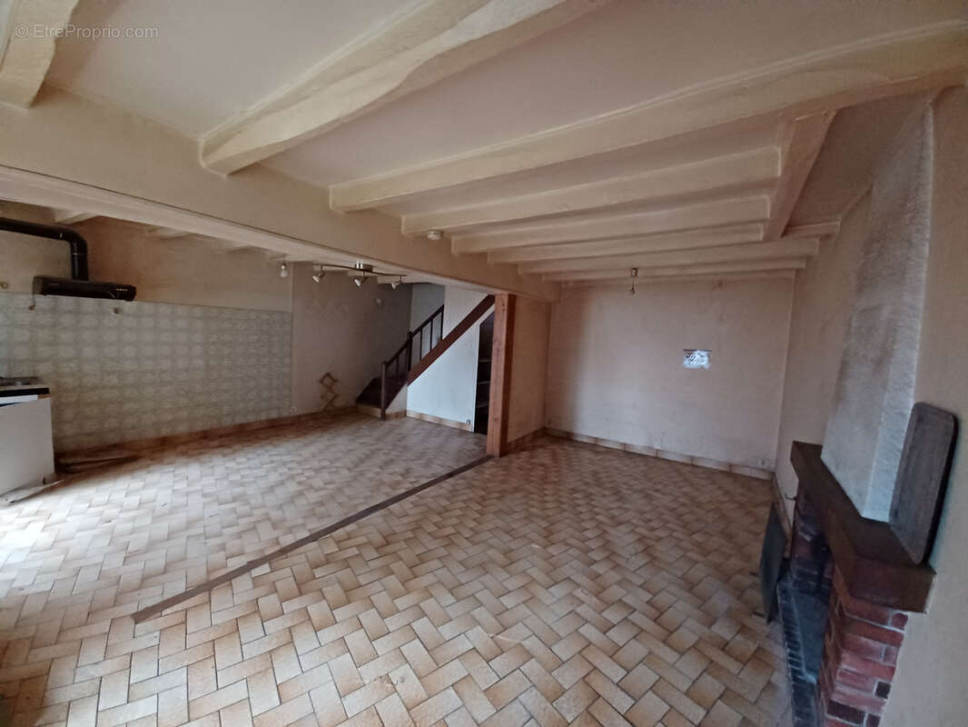 Maison à CIRIERES