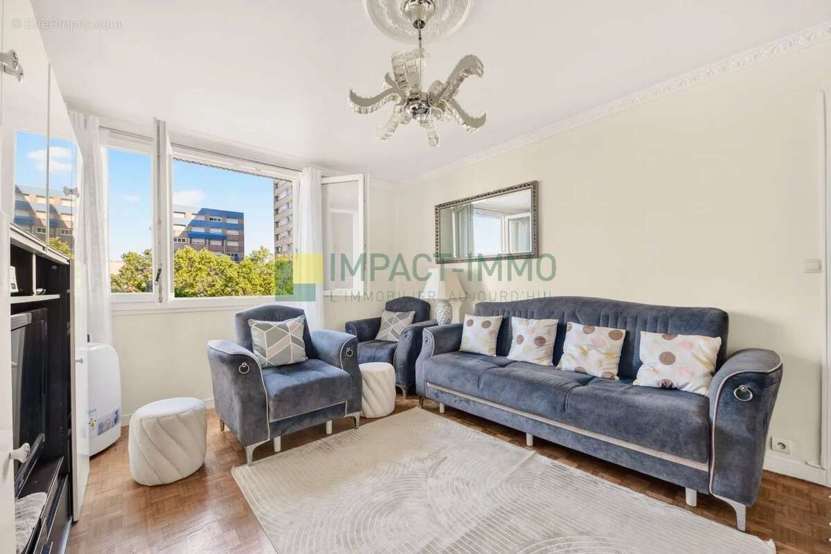 Appartement à CLICHY