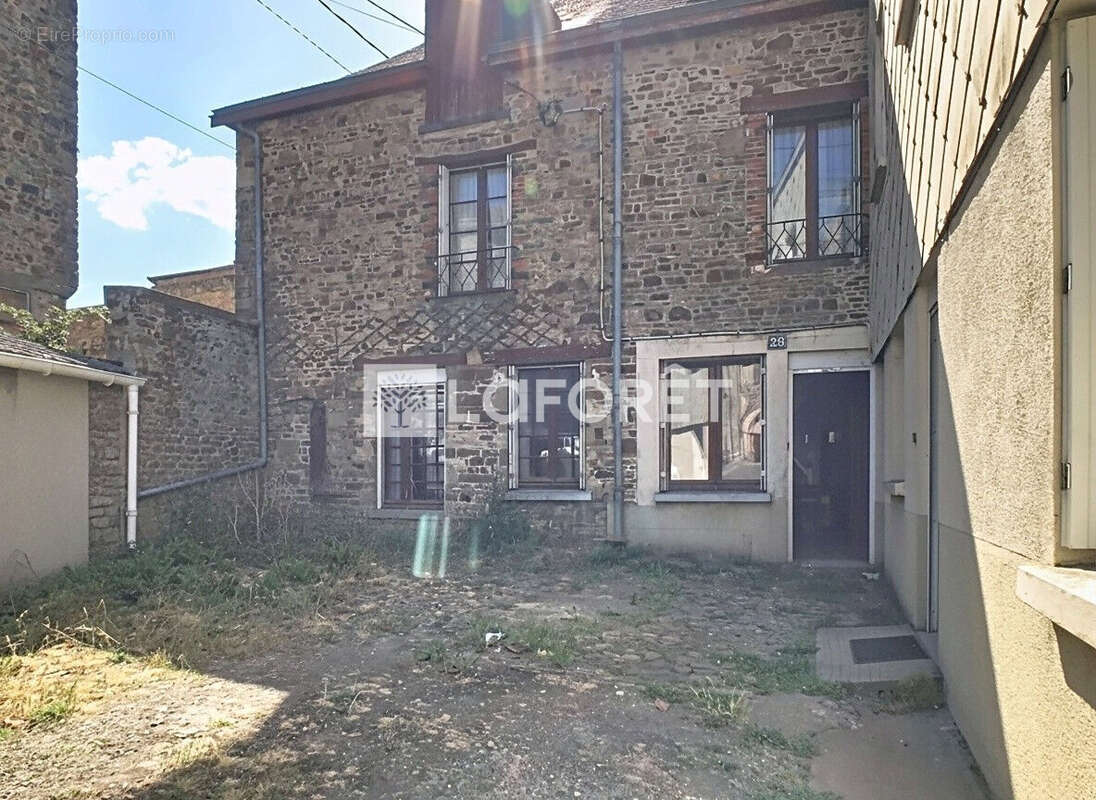 Maison Martigne Ferchaud 9 pièces à rénover 170 m2 - photo 9