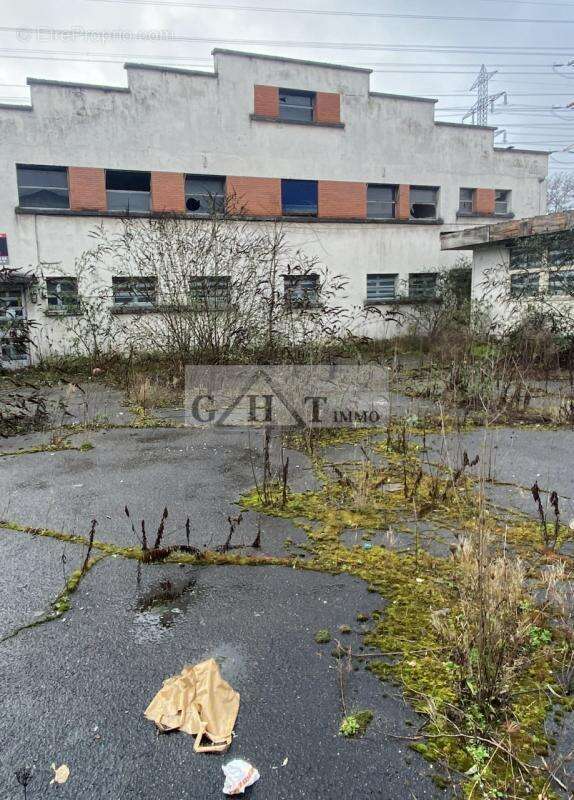 Commerce à PALAISEAU