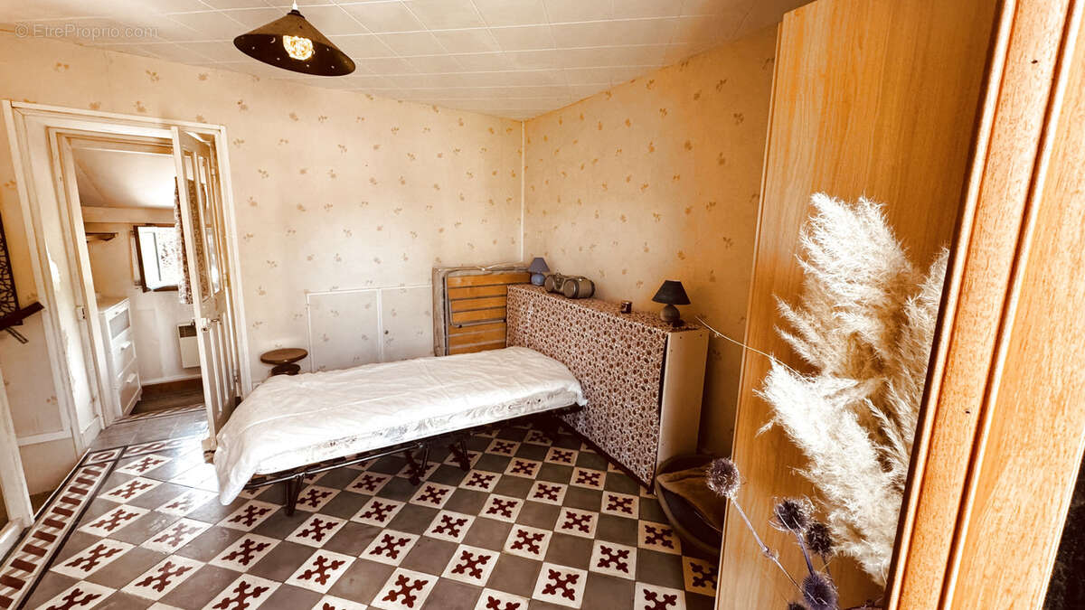 Maison de campagne à Massangis au prix de 55 000 € F.A.I - photo 11
