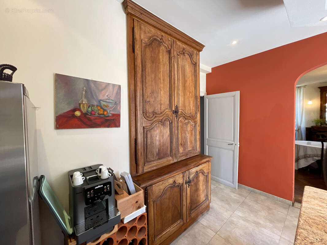 Ensemble immobilier avec Maison de maître, gîte, maison de gardien, piscine et jacuzzi - photo 11