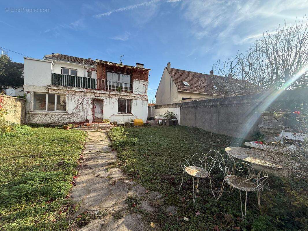 Maison à VILLEPINTE