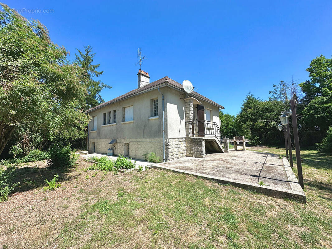 Maison à BEAUMONT-DU-GATINAIS