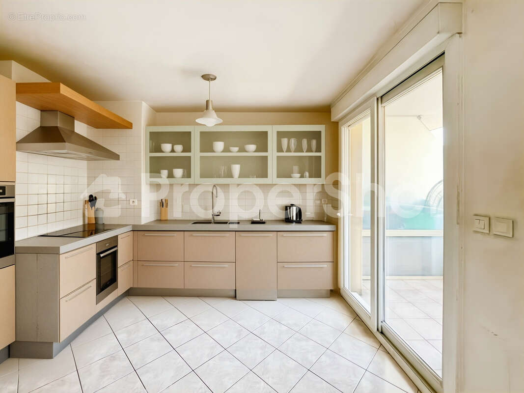 Appartement à LE CANNET