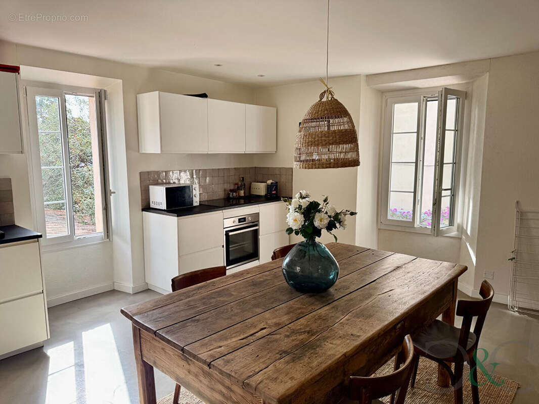 Maison à BORMES-LES-MIMOSAS