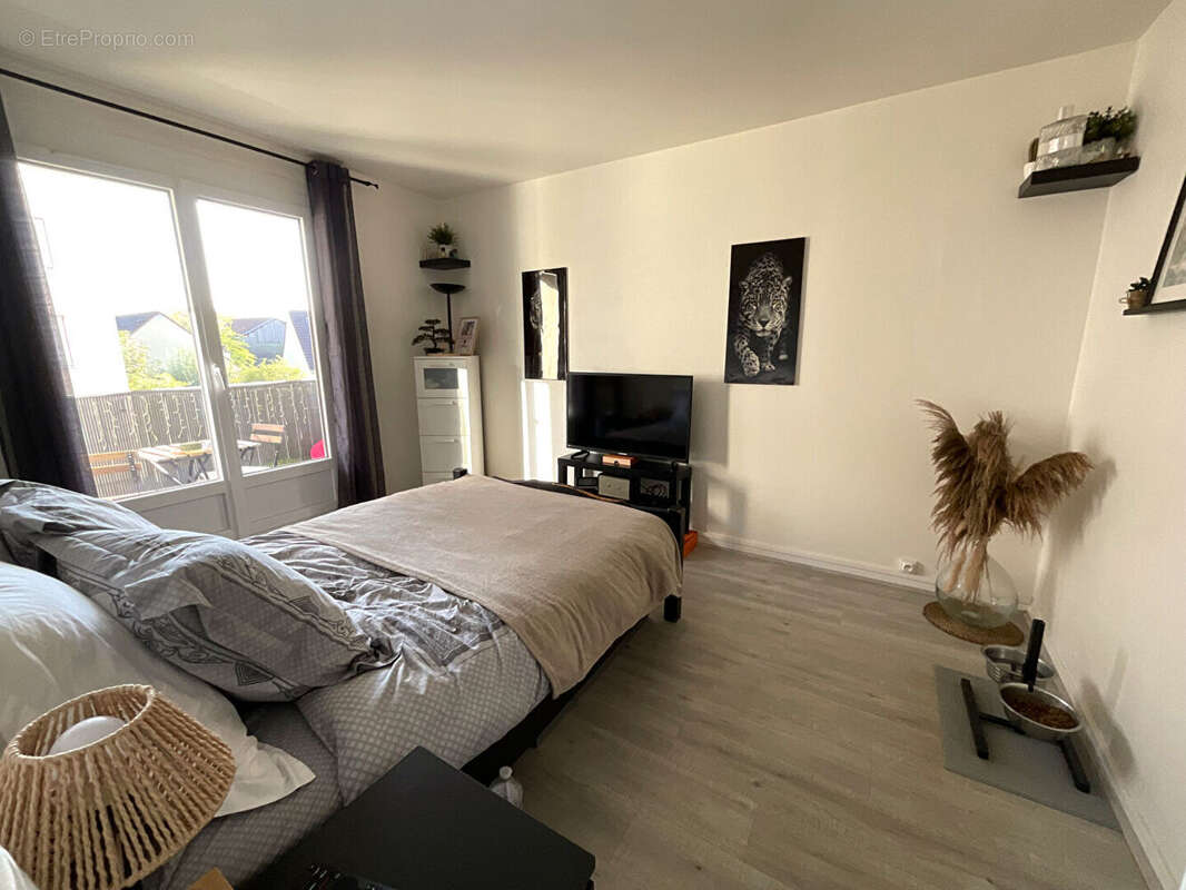 Appartement à MAURECOURT