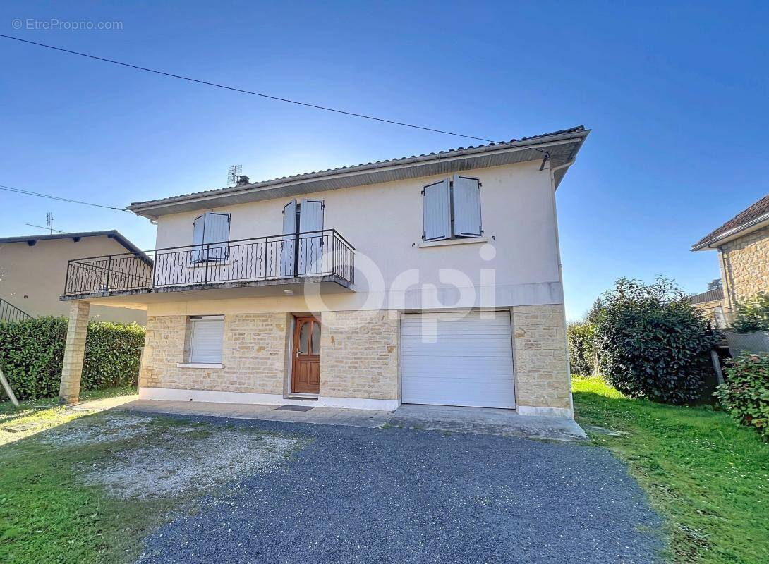 Maison à TERRASSON-LAVILLEDIEU