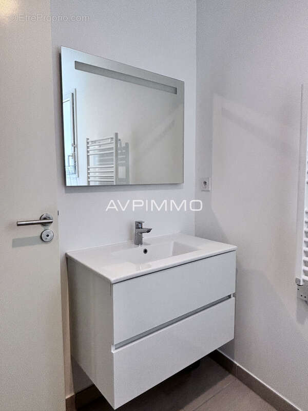 Appartement à SAINT-CYR-SUR-MER