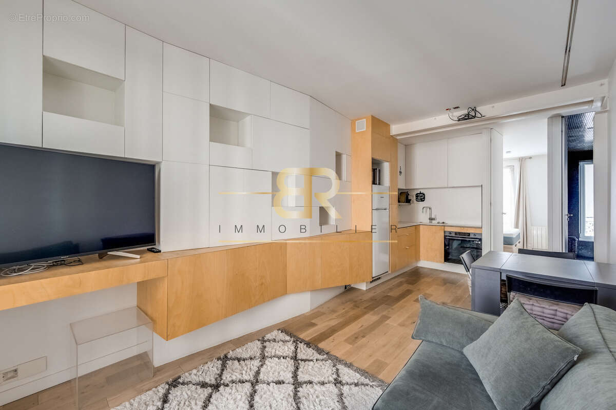 Appartement à PARIS-12E