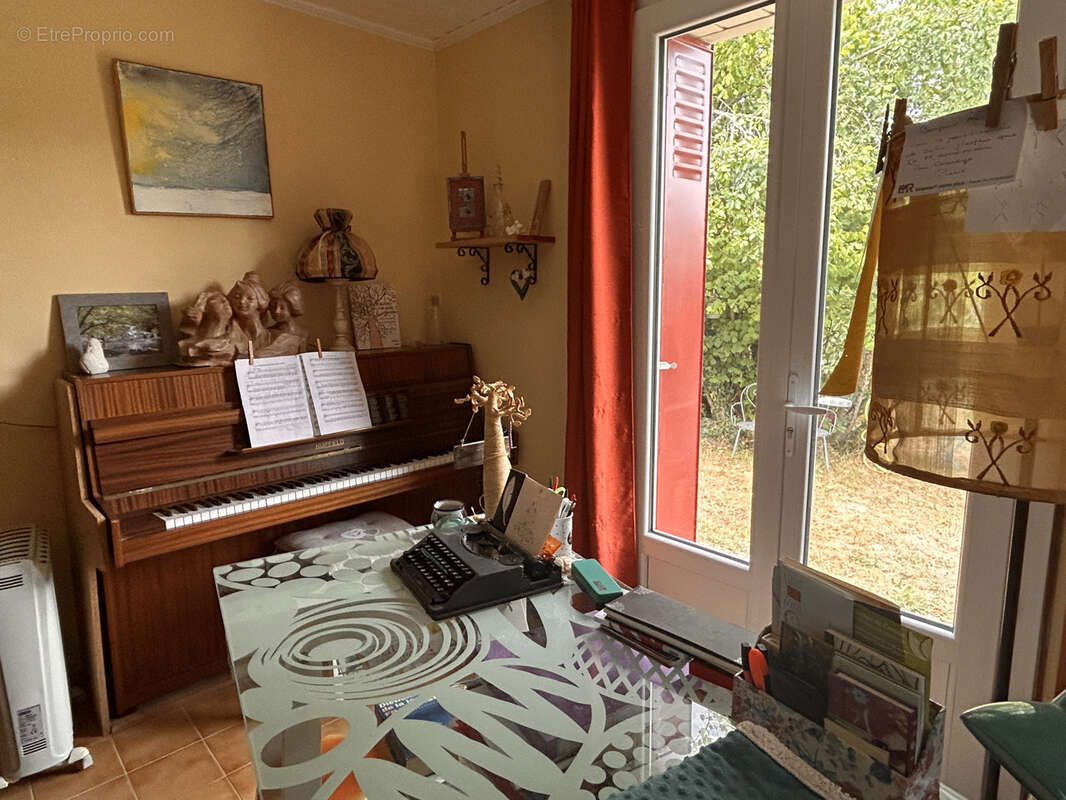 Maison à LA FORET-DU-TEMPLE