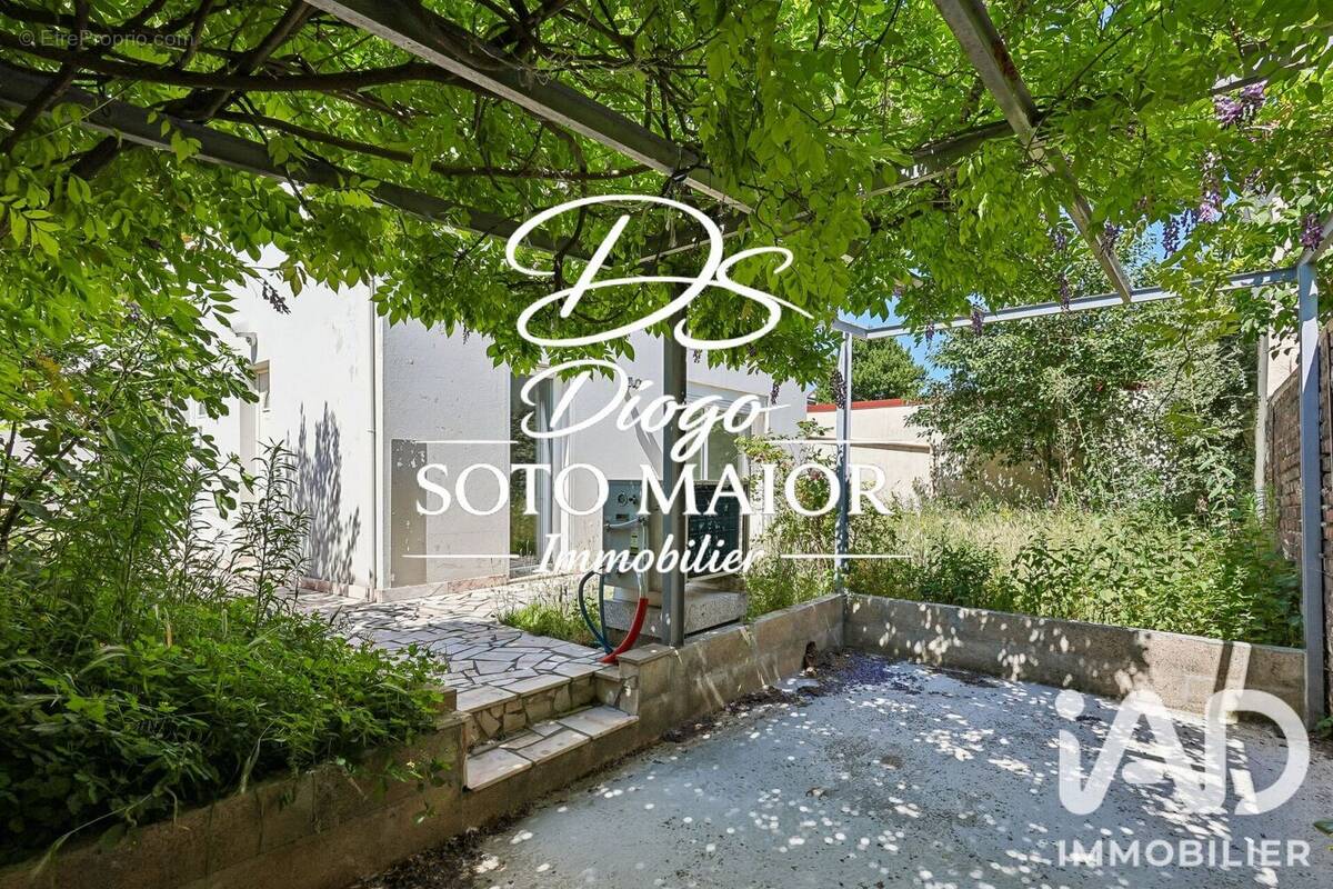 Photo 1 - Maison à VITRY-SUR-SEINE