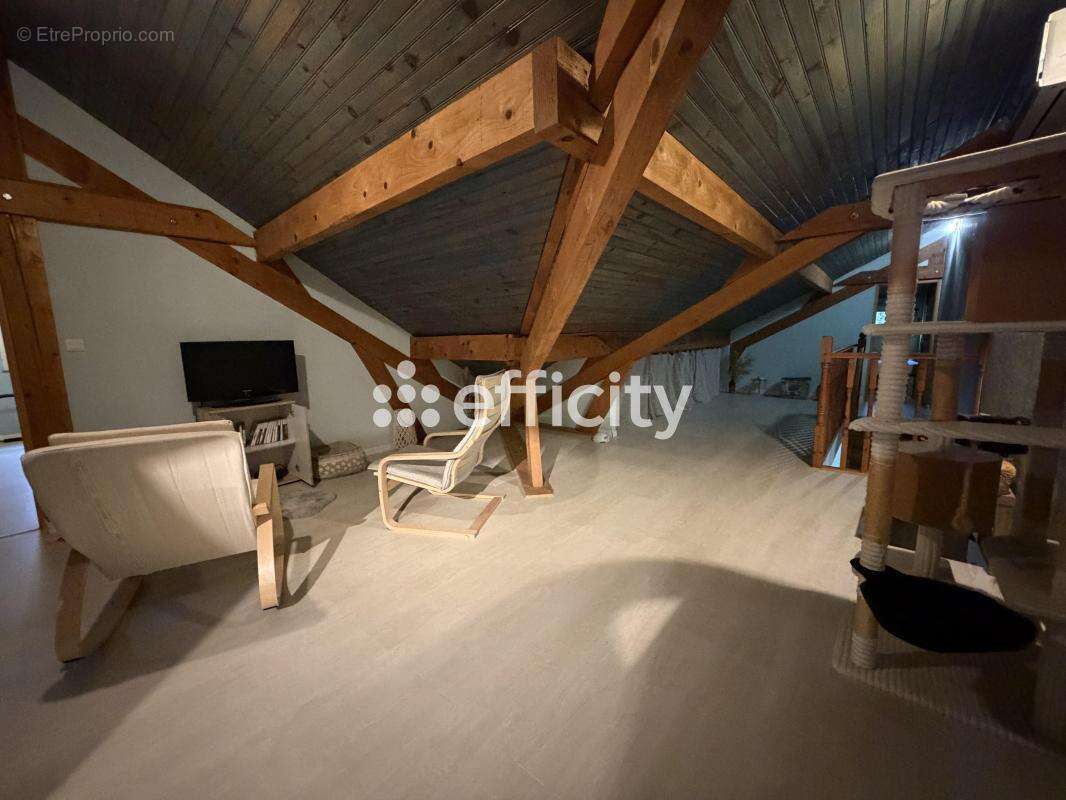 Maison à FROTEY-LES-LURE