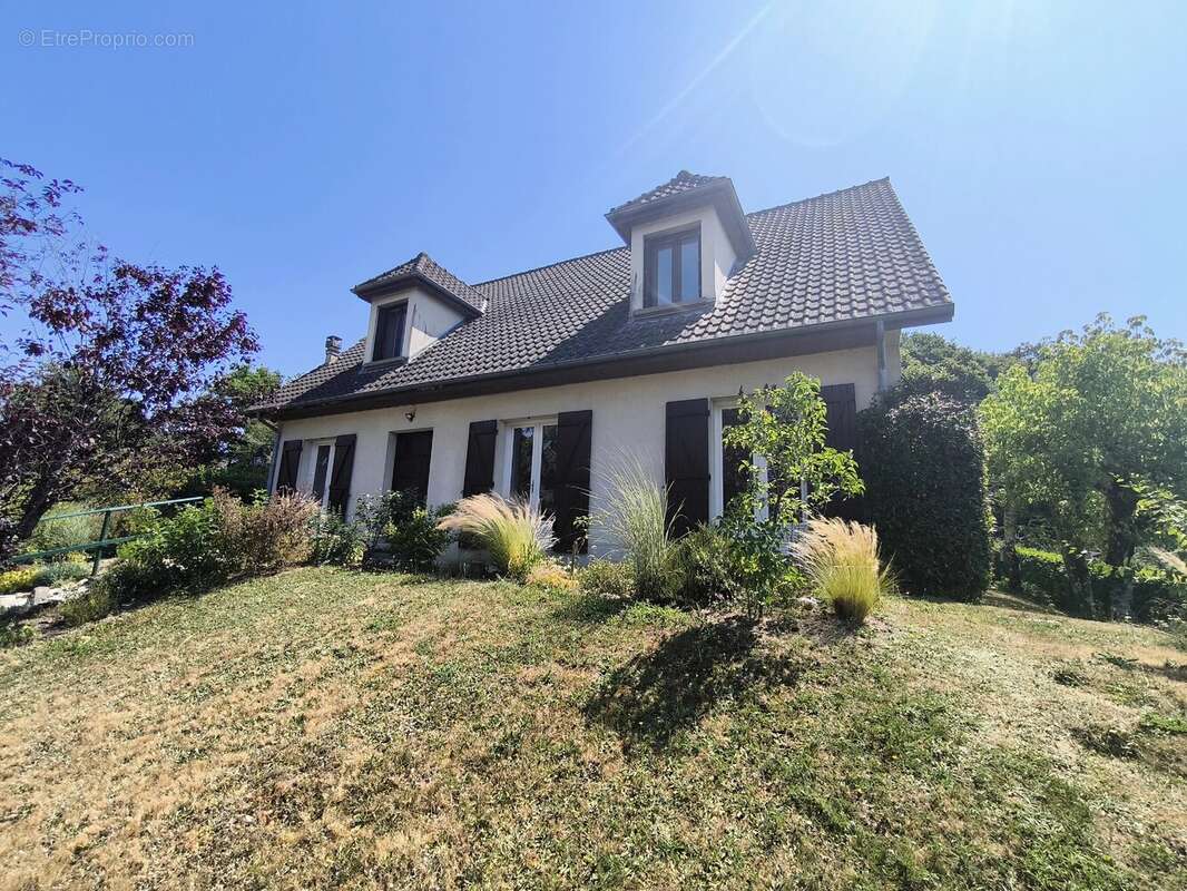 Charmante maison familiale à Saint-Junien, 169 m² - photo 18