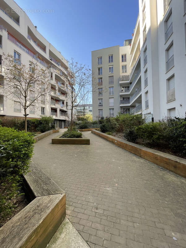 Appartement à ROMAINVILLE