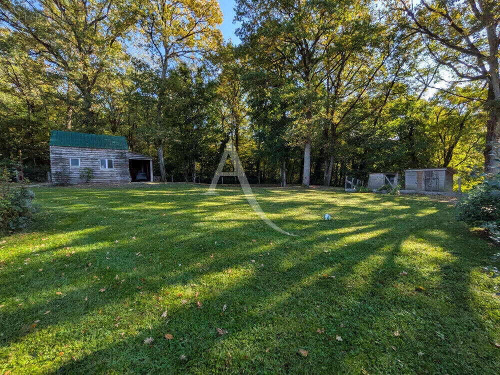 Maison à CHOUZY-SUR-CISSE