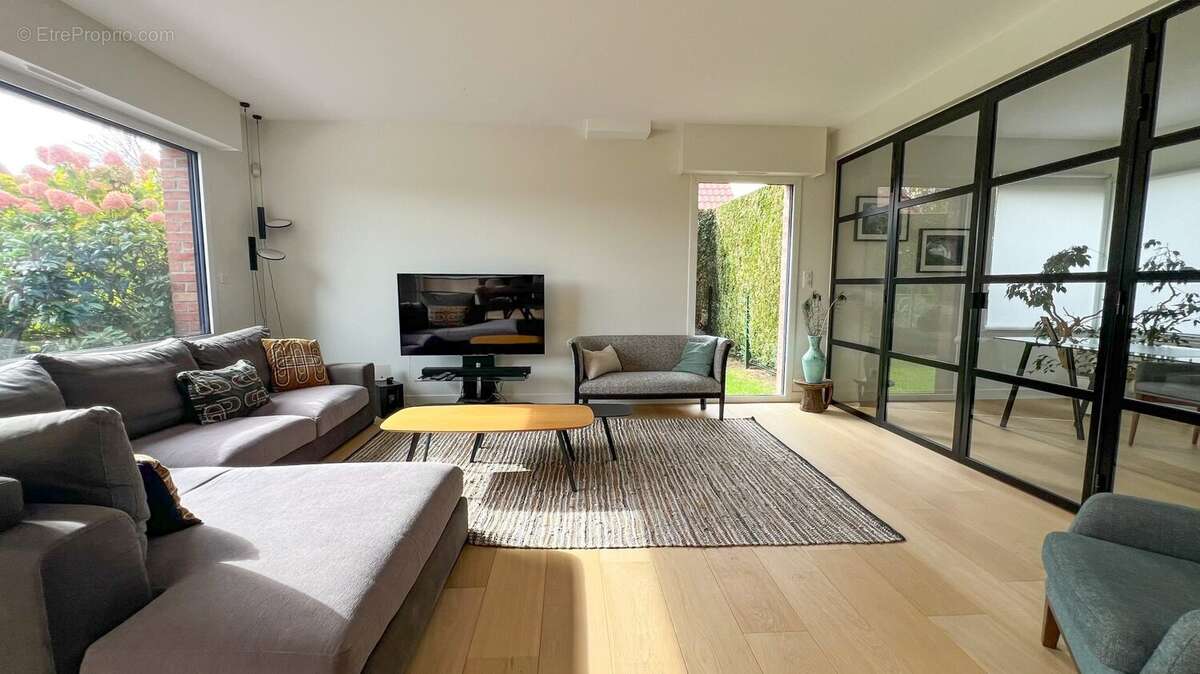 Maison à PREMESQUES