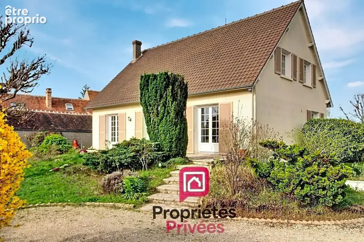 10 mn de la gare de montargis - a vendre maison de 130 m2 - 6 pieces - sous-sol total - terrain 1311 m2 - photo 1