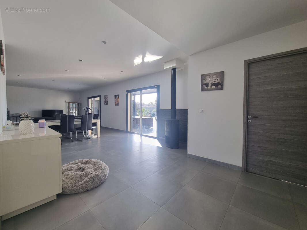 Maison à LINGUIZZETTA