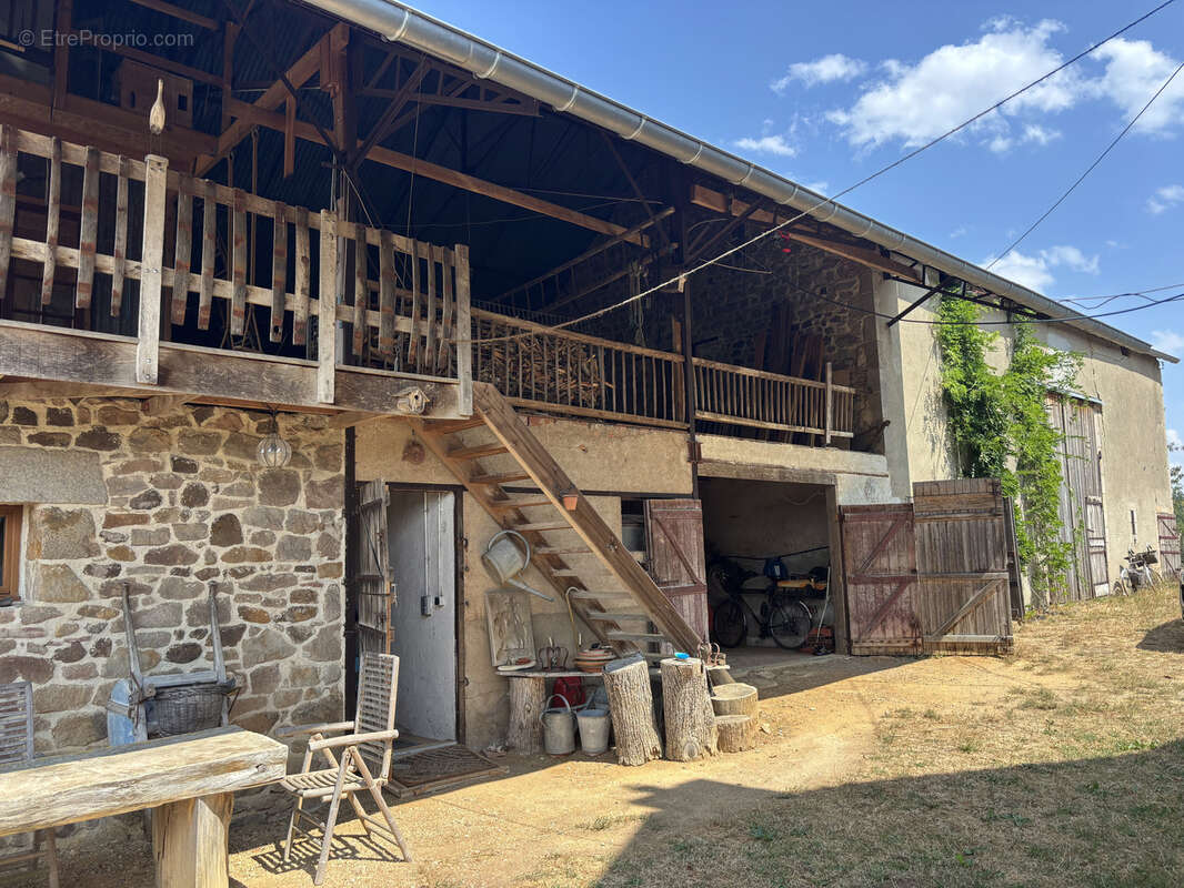 Cérilly - Charmante petite ferme avec une grande grange, située sur un terrain d'environ 1 hectare à proximité - photo 31