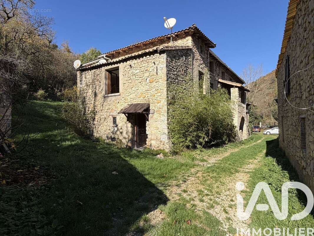 Photo 5 - Maison à MIRMANDE