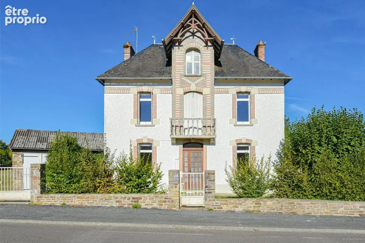 Maison à MAGNAC-BOURG