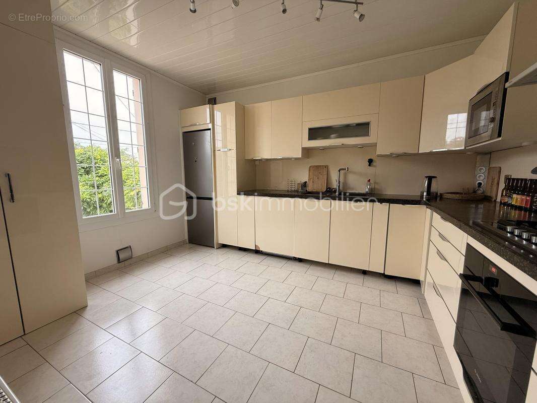 Maison à VILLEBLEVIN
