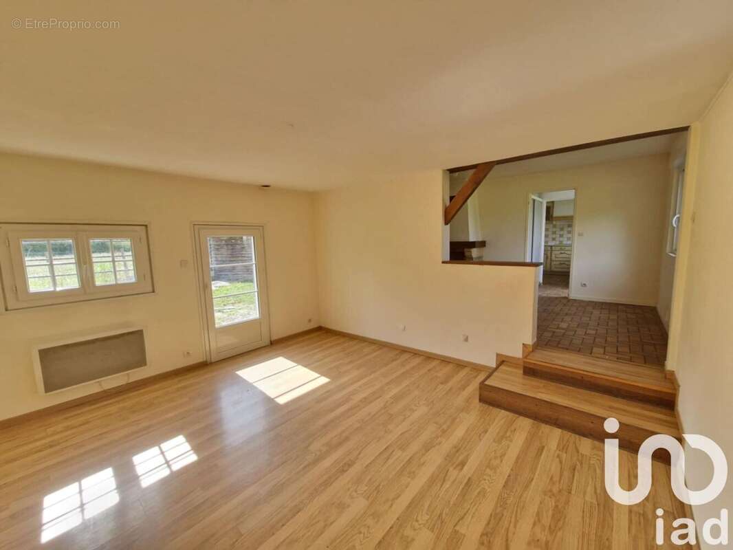 Photo 7 - Maison à DAMPIERRE-EN-BURLY