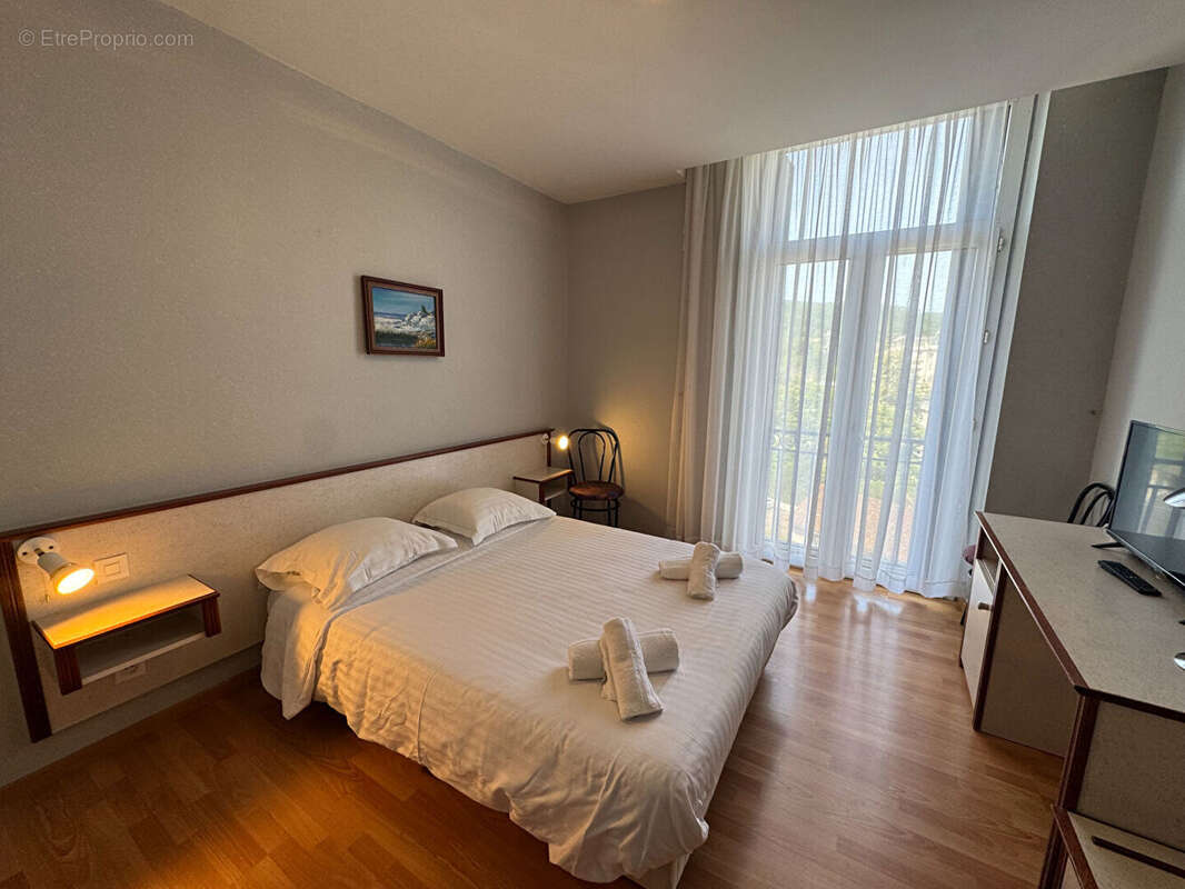 Immeuble 947m² à châtel-guyon - photo 16