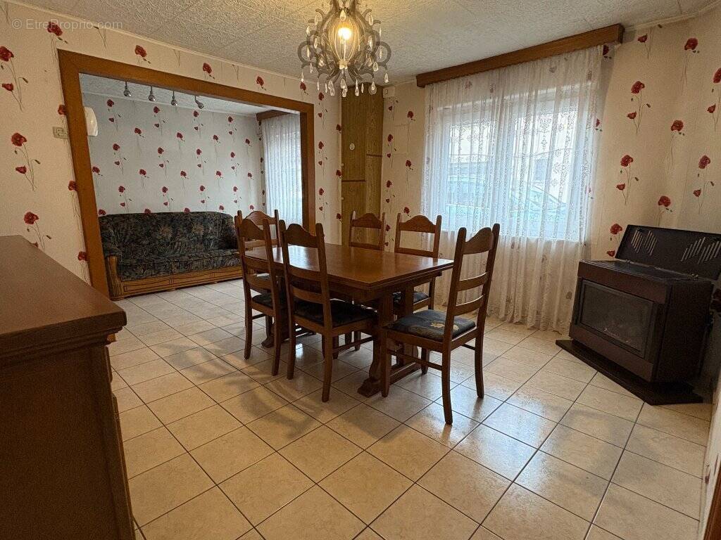 Maison à HELLEMMES-LILLE