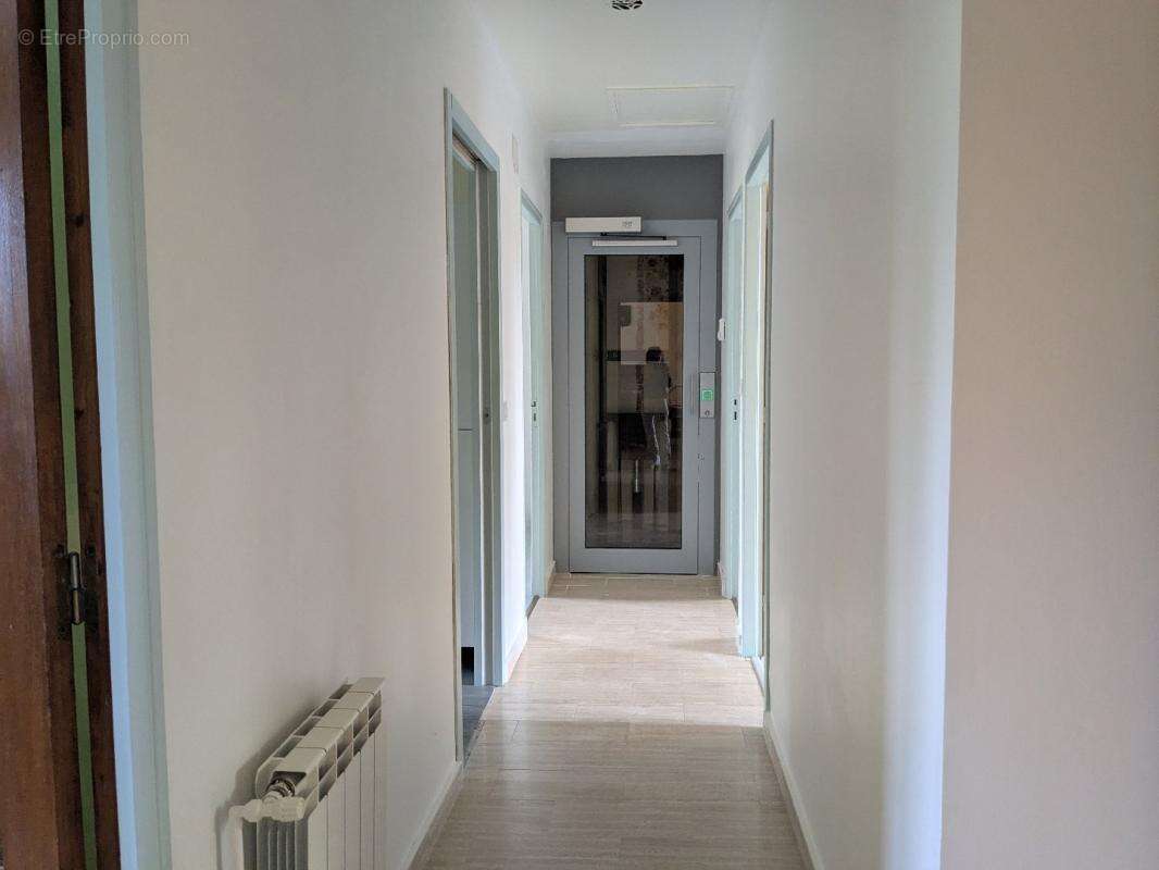 Maison à LISSAC-ET-MOURET