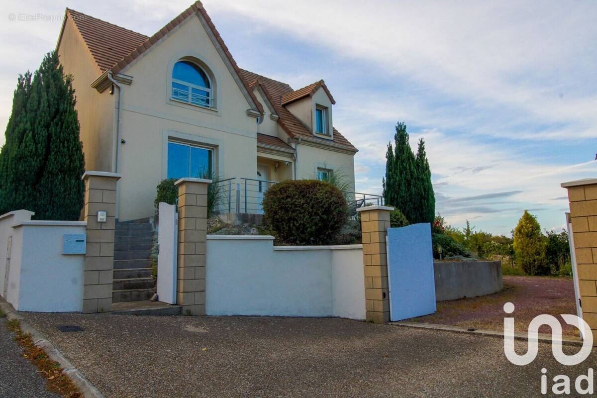 Photo 1 - Maison à EPONE