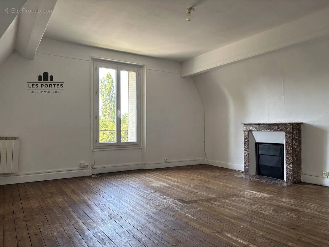 Appartement à MAISSE