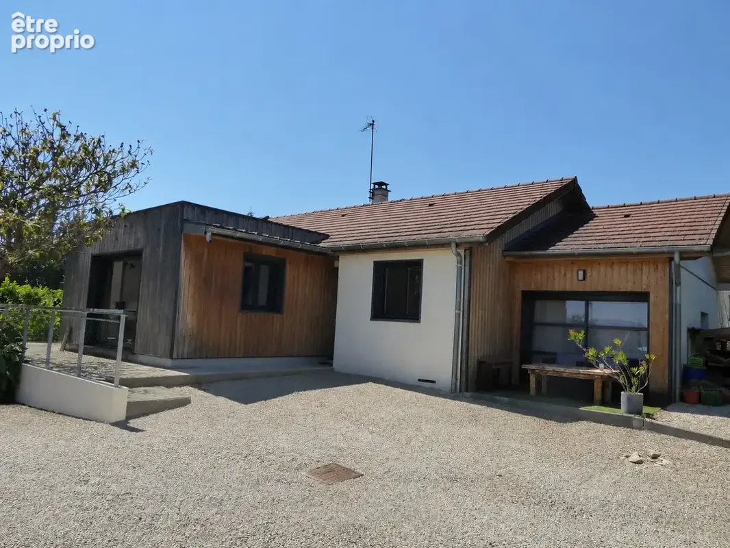 Maison à CREMIEU