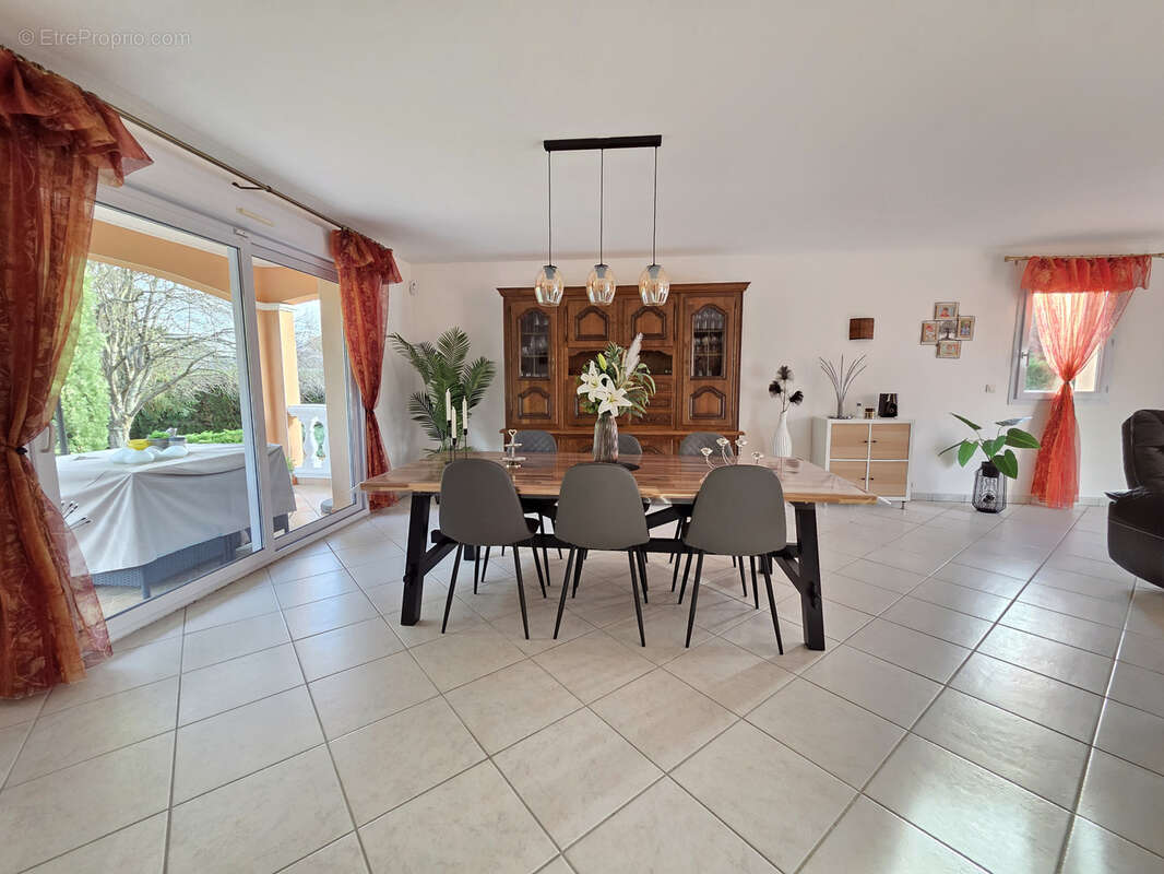 Maison à BELLERIVE-SUR-ALLIER