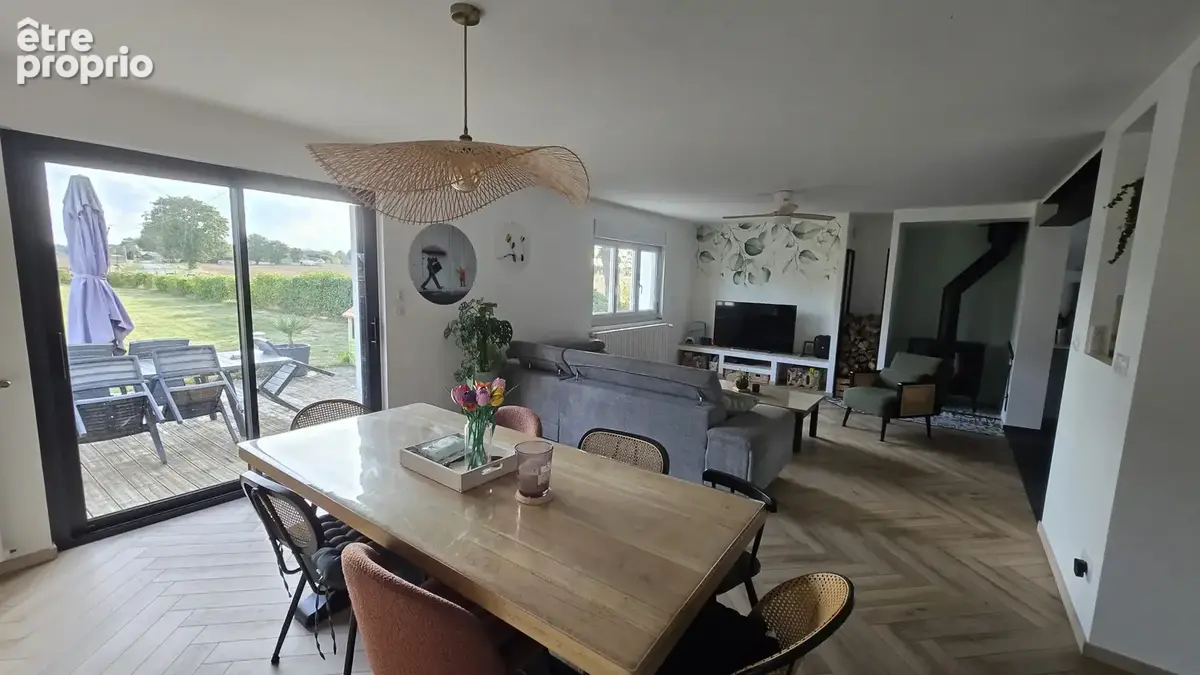 Propriété avec maison d'habitation d'environ 172 m2 et dépendances sur 4.39 HA - photo 4