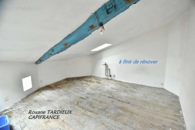 Maison à BARBEZIEUX-SAINT-HILAIRE