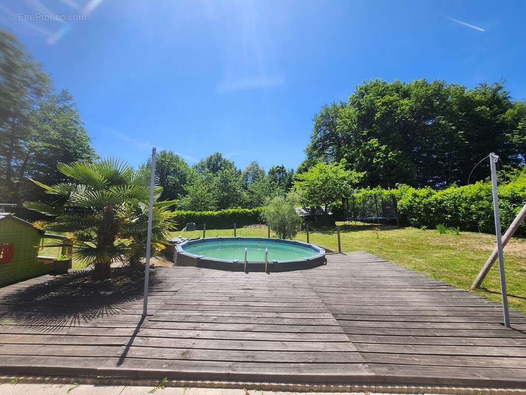 Maison à SAINT-JOUVENT