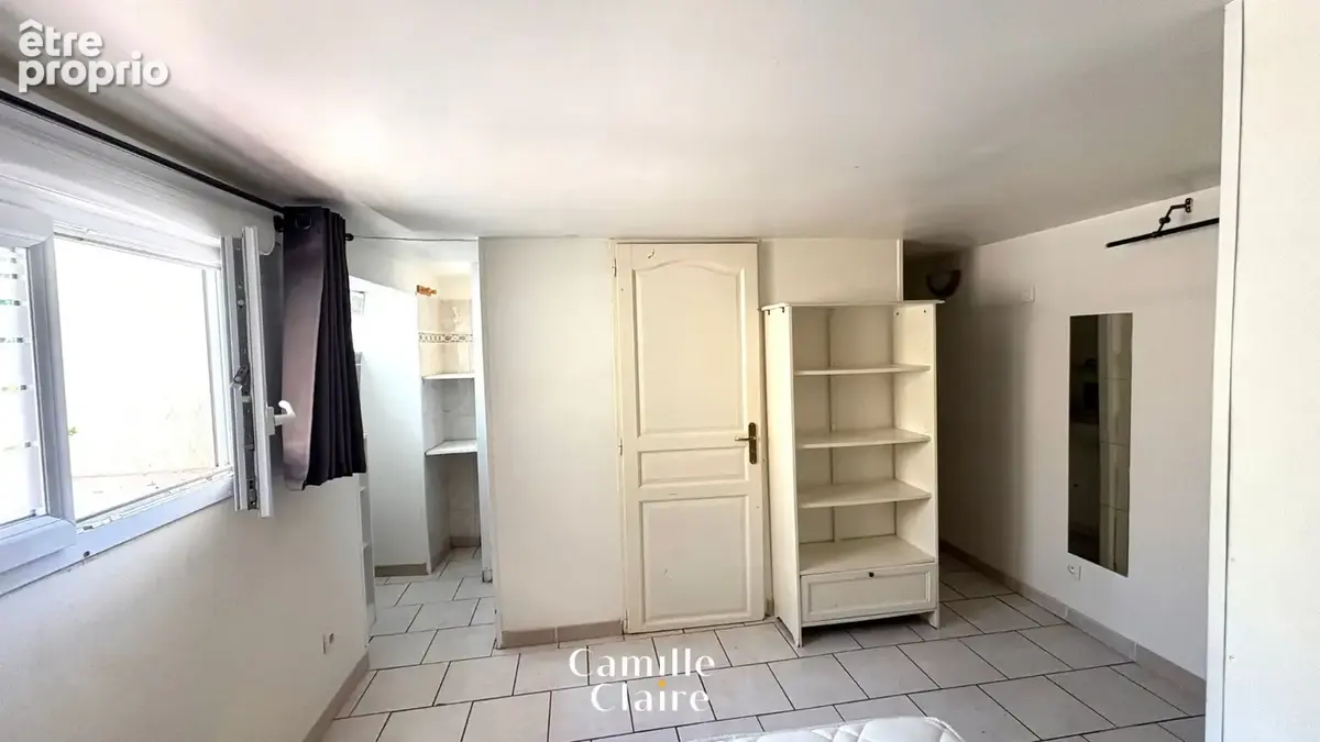 Appartement T2 au calme sur le village de Mimet. - photo 3