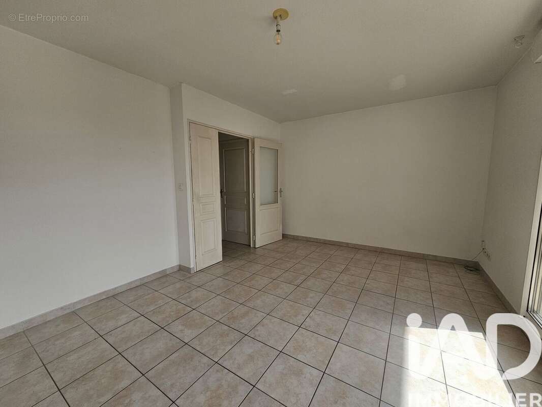 Photo 9 - Appartement à LE CRES