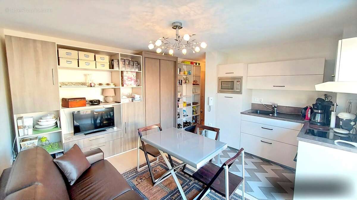 Appartement à CAMIERS