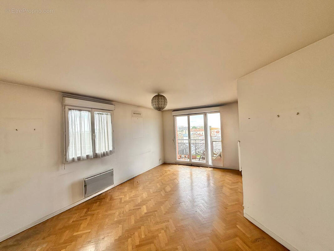 Appartement à SAINT-DENIS