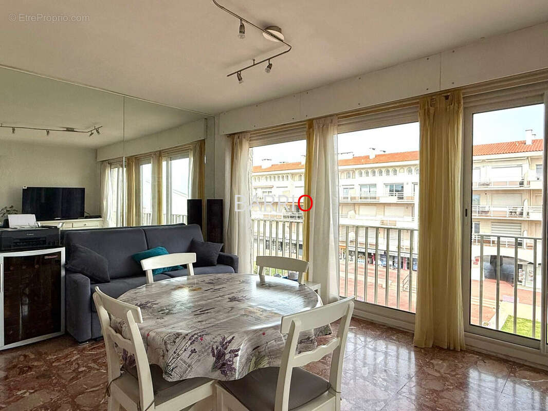 Appartement à SAINT-CYPRIEN