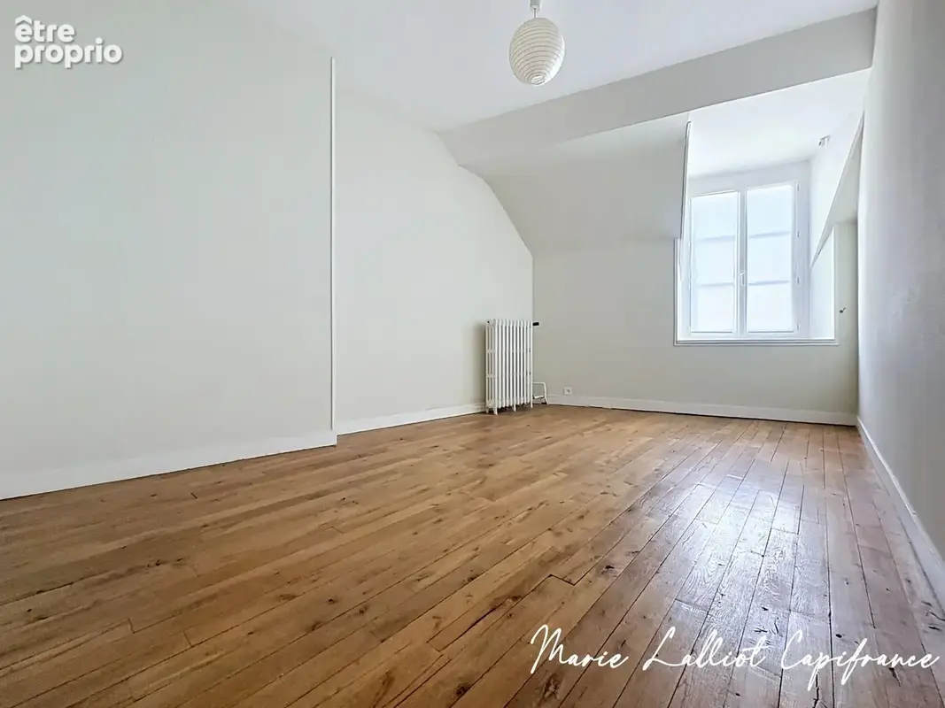 Maison à vendre 9 pièces, Pithiviers Centre, 5 chambres, Petite cour, Logement indépendant - photo 7