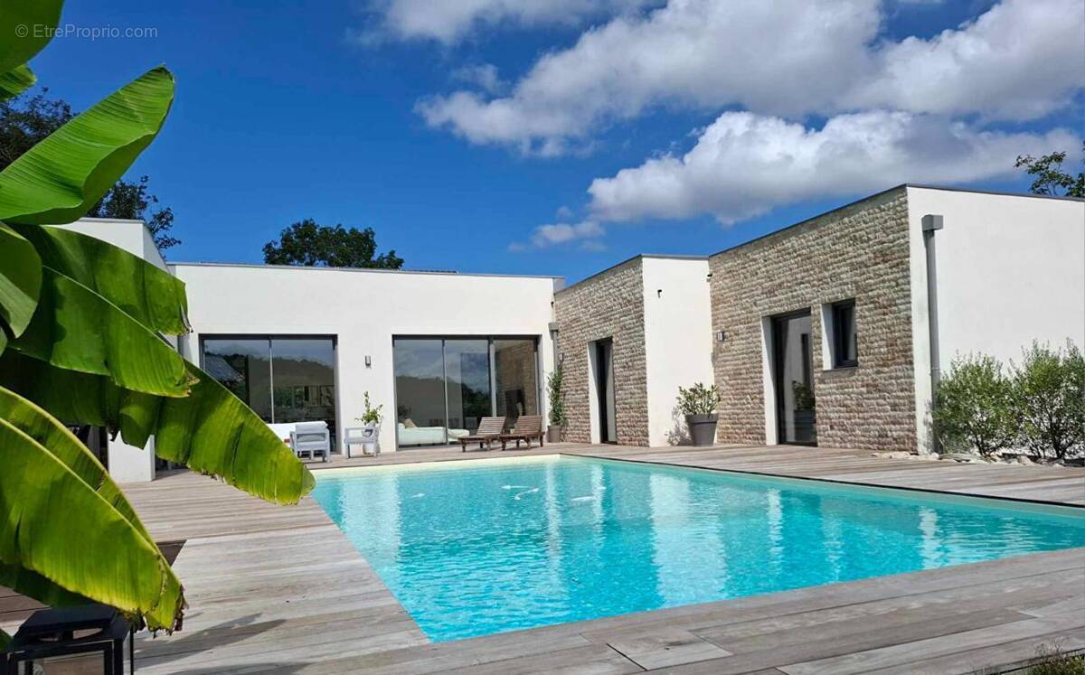 Maison à RAMASSE