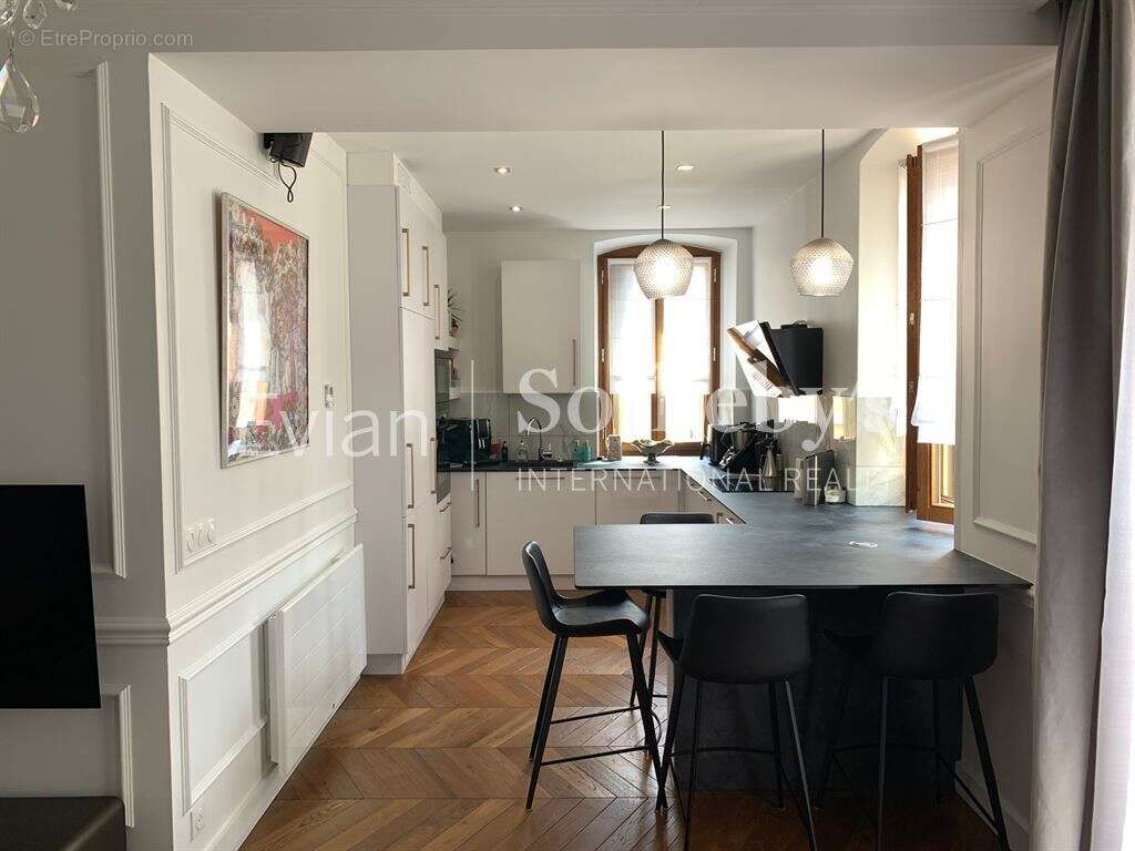 Appartement à EVIAN-LES-BAINS